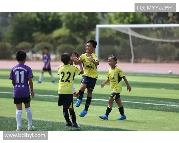 盛奥足球引领新风潮助力青少年成长与足球梦想实现